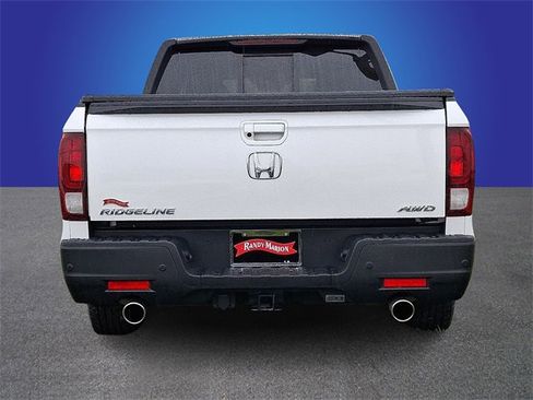 Used 2023 Honda Ridgeline Black Edition image 5