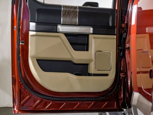 Used 2017 Ford F250 Lariat w/ Lariat Ultimate Package AWD/4WD image 37