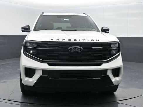 New 2025 Ford Expedition Max Platinum w/ Stealth Appearance Package image 2
