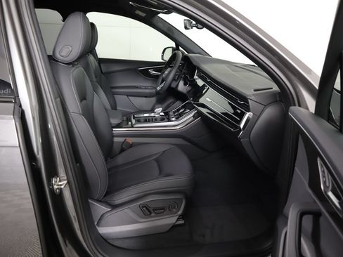 Used 2026 Audi Q7 3.0T Premium Plus w/ Premium Plus Package AWD/4WD image 23