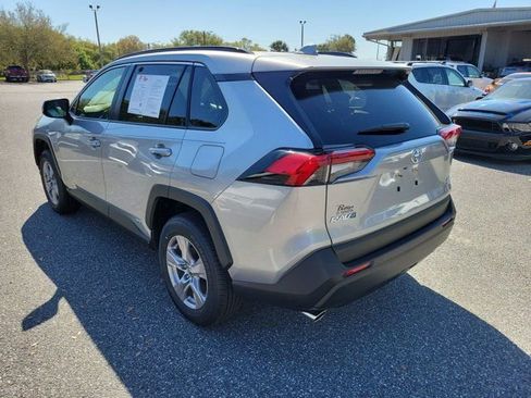 Used 2025 Toyota RAV4 XLE image 12