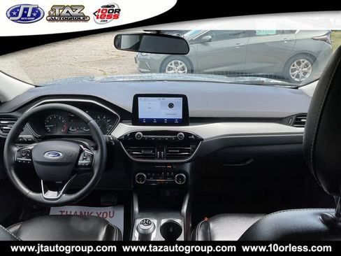 Used 2022 Ford Escape SEL FWD image 18