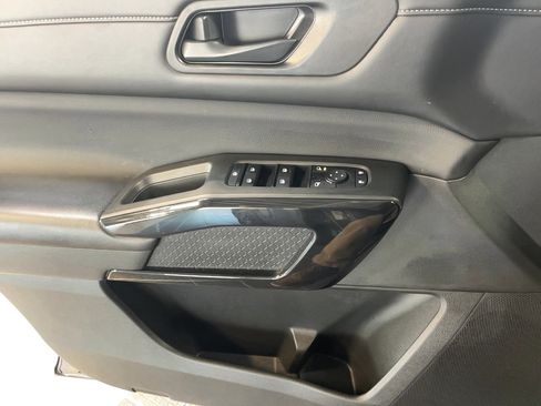 Certified 2023 Nissan Pathfinder SV AWD/4WD image 14