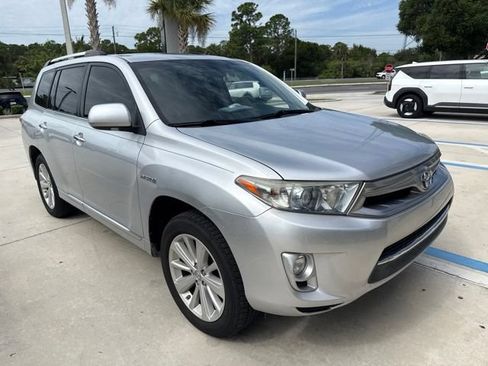Used 2013 Toyota Highlander Limited AWD/4WD image 1