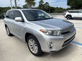 Used 2013 Toyota Highlander Limited AWD/4WD video 1