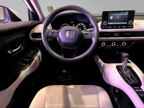 Used 2024 Honda HR-V LX image 9