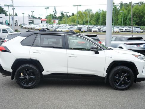 Used 2019 Toyota RAV4 XSE AWD/4WD image 6