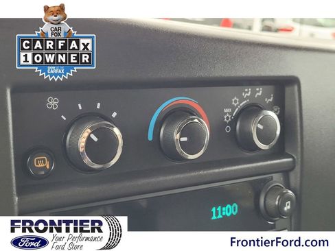 Used 2024 Chevrolet Express 3500 LT w/ LT Preferred Equipment Group RWD image 12