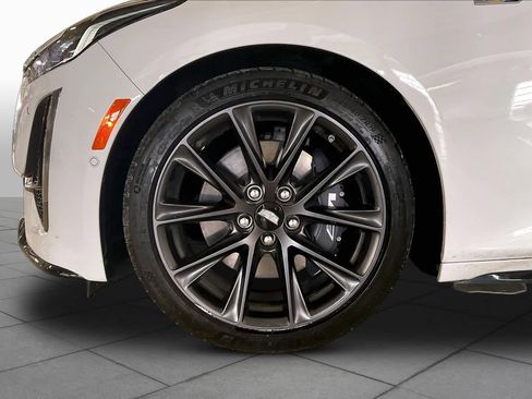 Used 2024 Cadillac CT5 V w/ Premium Package RWD image 10