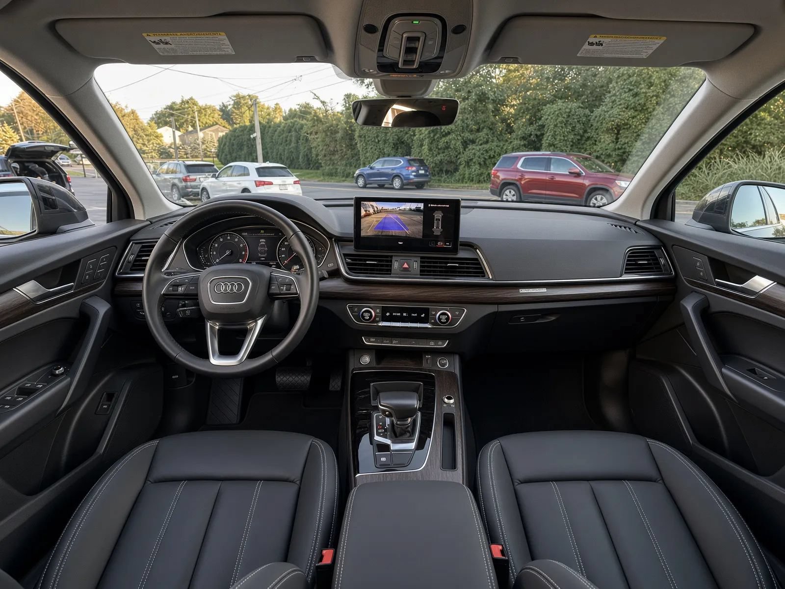 Used 2022 Audi Q5 2.0T Premium w/ Convenience Package AWD/4WD image 10