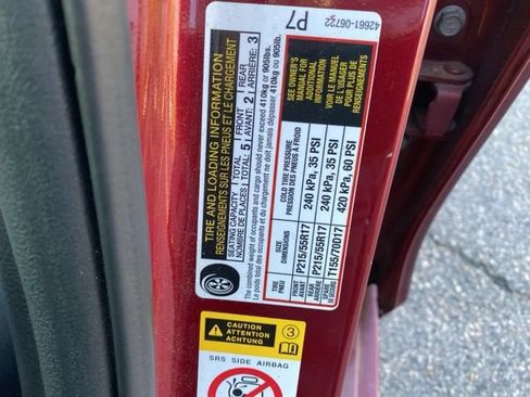 Used 2016 Toyota Camry SE image 24