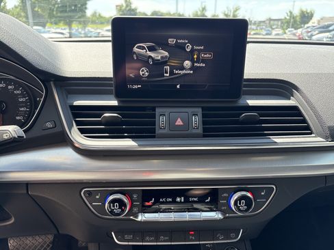 Used 2020 Audi Q5 2.0T Premium AWD/4WD image 24
