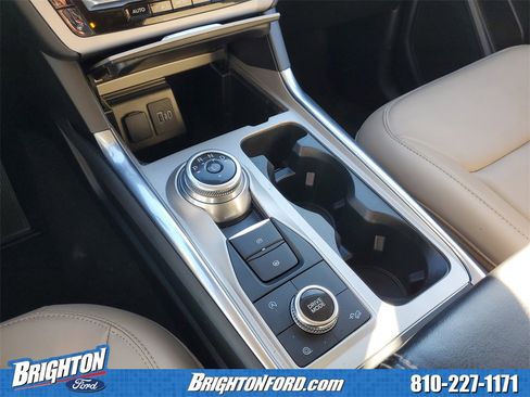 Used 2023 Ford Explorer XLT w/ Equipment Group 202A image 28