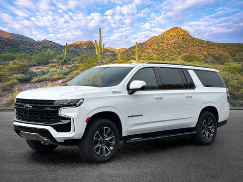 Used 2022 Chevrolet Suburban Z71 w/ Z71 Off-Road Package AWD/4WD image 8