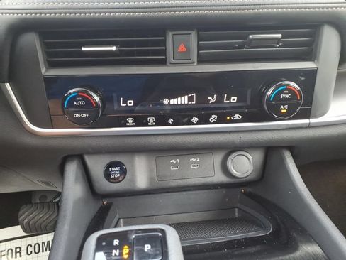 Used 2026 Nissan Rogue SV FWD image 20