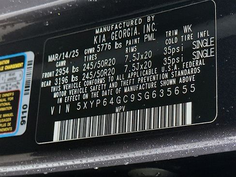 Used 2025 Kia Telluride S FWD image 12