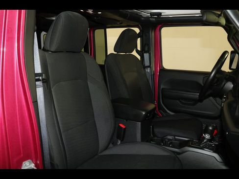 Used 2022 Jeep Wrangler Unlimited Sport image 27