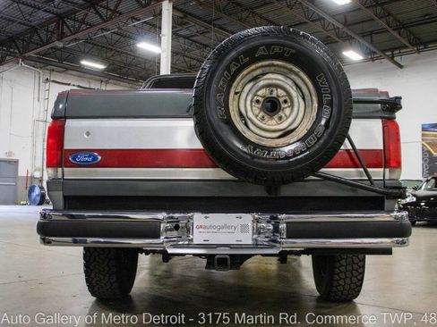Used 1990 Ford Bronco image 7