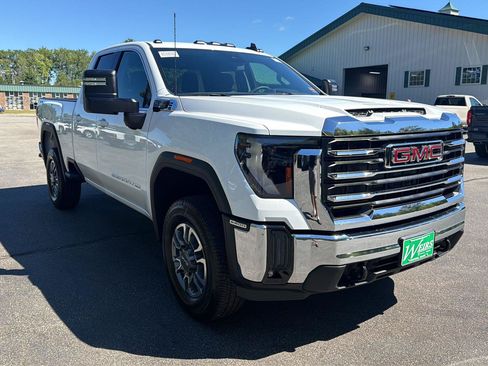 New 2026 GMC Sierra 2500 SLE w/ SLE Value Package; AWD/4WD image 7