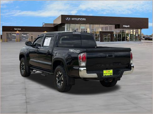 Used 2021 Toyota Tacoma TRD Off-Road AWD/4WD image 3