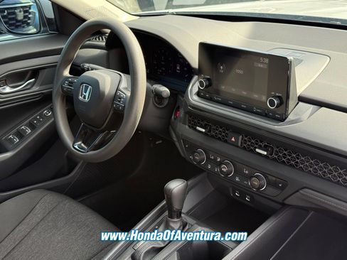 Certified 2023 Honda Accord EX image 11