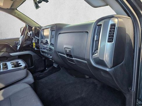 Used 2018 Chevrolet Silverado 1500 LT w/ All Star Edition image 21