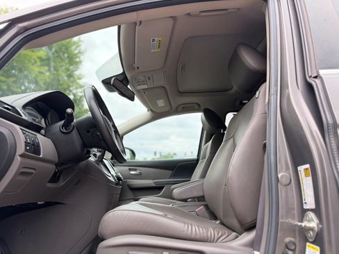 Used 2014 Honda Odyssey EX-L image 17