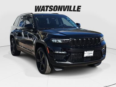 Used 2023 Jeep Grand Cherokee Limited w/ Black Appearance Package