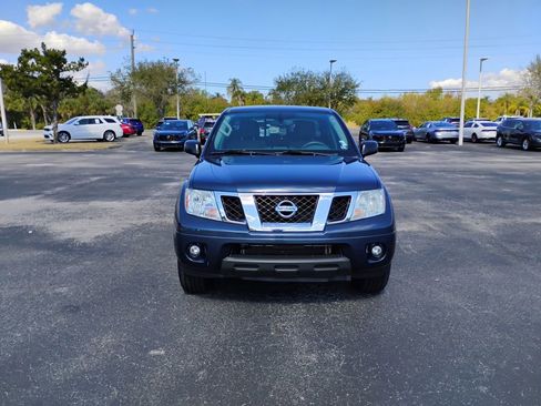 Used 2019 Nissan Frontier SV w/ Value Truck Package image 12