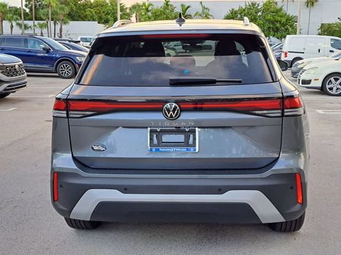 New 2026 Volkswagen Tiguan S w/ 18" Wheel Package image 4