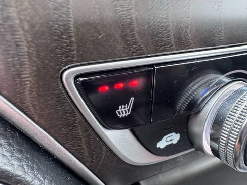 Used 2018 Honda Accord EX image 25
