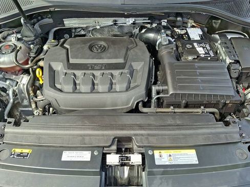 Used 2024 Volkswagen Tiguan SE R-Line AWD/4WD image 28