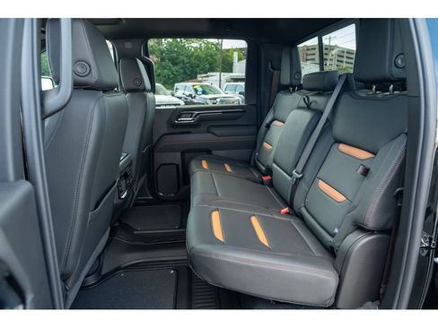 New 2026 GMC Sierra 2500 AT4 w/ AT4 Premium Plus Package AWD/4WD image 13