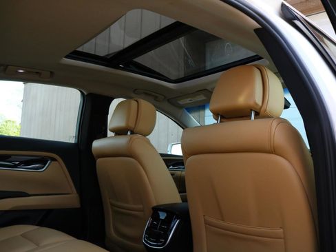 Used 2014 Cadillac XTS Premium FWD image 49