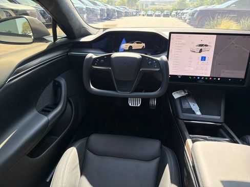 Used 2022 Tesla Model S AWD/4WD image 30