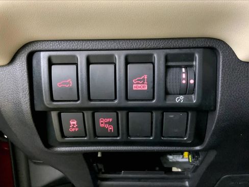 Used 2019 Subaru Ascent Touring w/ Popular Package #2 AWD/4WD image 33