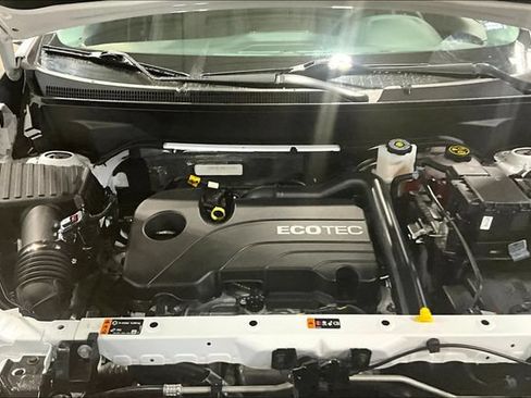 Used 2022 Chevrolet Equinox Premier FWD image 28