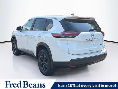 New 2026 Nissan Rogue SV w/ Cold Weather Package AWD/4WD image 6