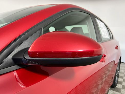 Used 2024 Kia Forte LXS image 13