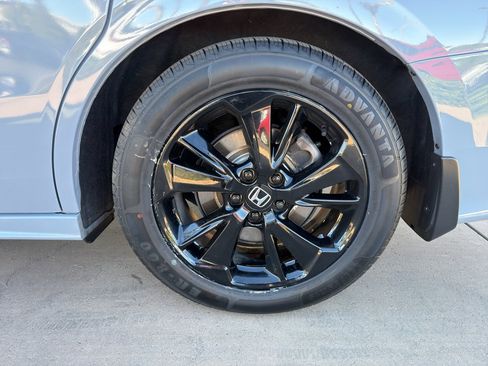 Used 2023 Honda Odyssey Sport image 6