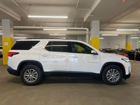 Used 2023 Chevrolet Traverse LT AWD/4WD image 4