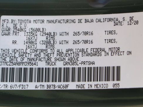 Used 2021 Toyota Tacoma TRD Off-Road w/ Technology Package AWD/4WD image 50