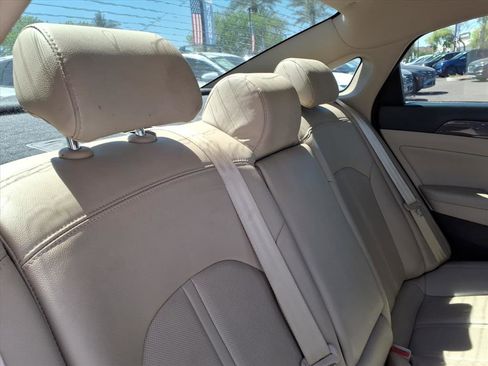 Used 2018 Hyundai Sonata Limited image 14