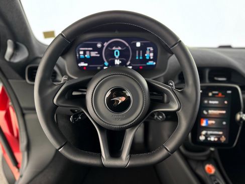 New 2025 McLaren Artura Spider image 6