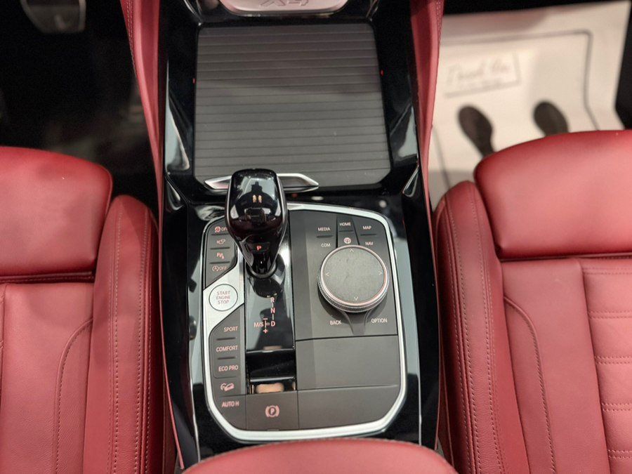 Used 2023 BMW X4 xDrive30i w/ M Sport Package AWD/4WD image 25