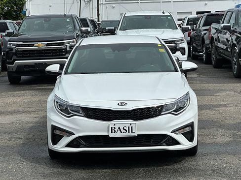 Used 2019 Kia Optima S FWD image 9