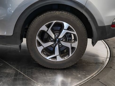 Used 2022 Kia Sportage LX image 10