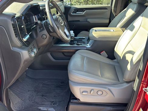 Used 2022 GMC Sierra 1500 SLT w/ SLT Premium Plus Package AWD/4WD image 13