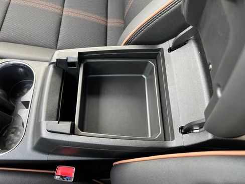 New 2025 GMC Canyon AT4 image 19