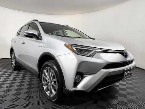 Used 2016 Toyota RAV4 Limited AWD/4WD image 6
